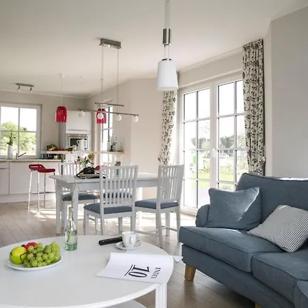 Luxus Reetdachhaus In Mit Sauna